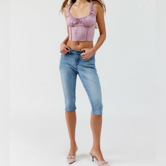 Urban Renewal Pants - 🟤NWT URBAN RENEWAL Gummy Denim Capri Pants in Vintage Denim SMALL